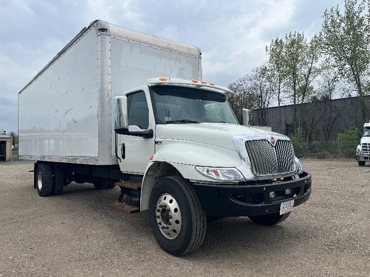 2021 International MV Box Truck