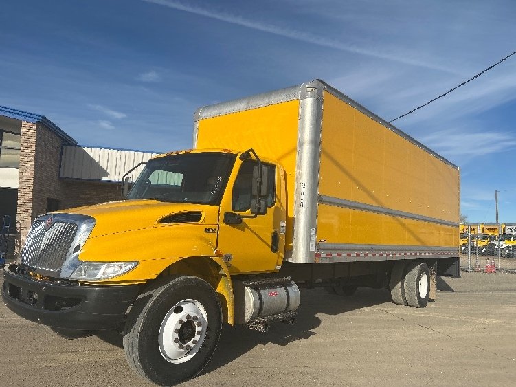 2021 International MV Box Truck