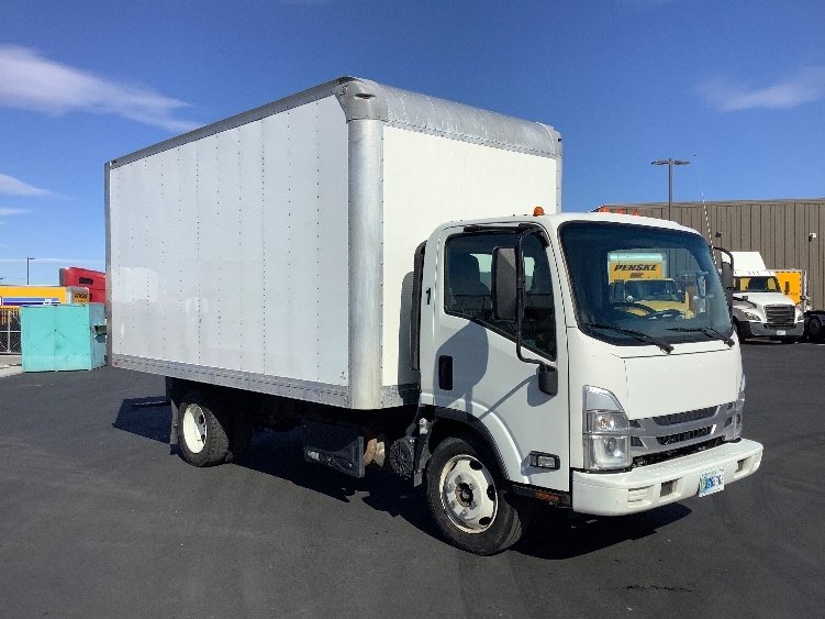 2022 Isuzu NPR-XD Box Truck