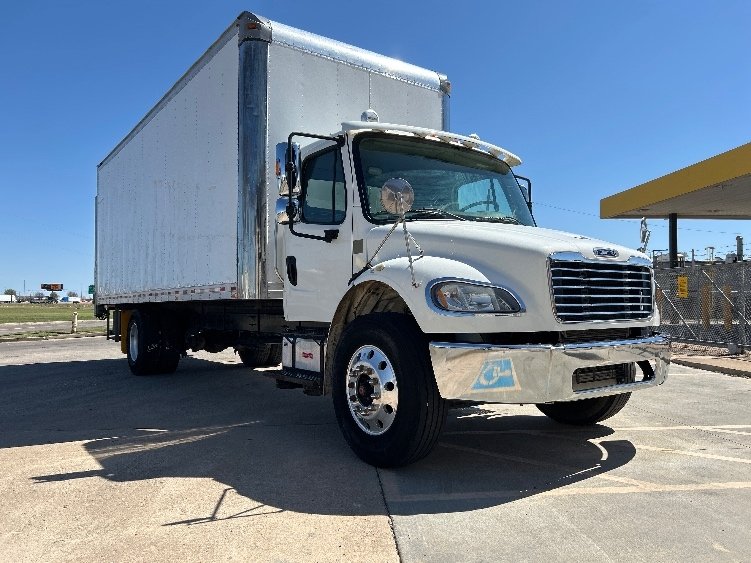 2019 Freightliner M2 106 24 ft Box Truck