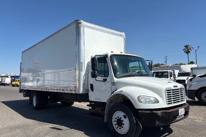 2020 Freightliner M2 106 26 ft Box Truck