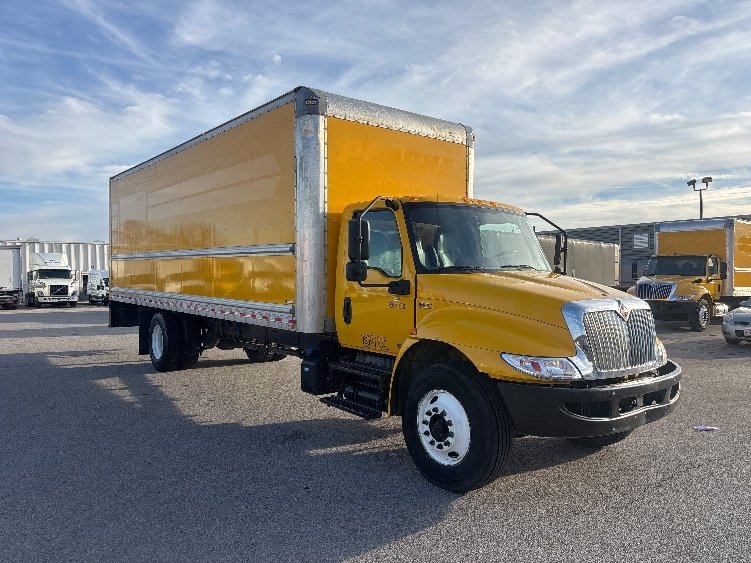 2021 International MV Box Truck