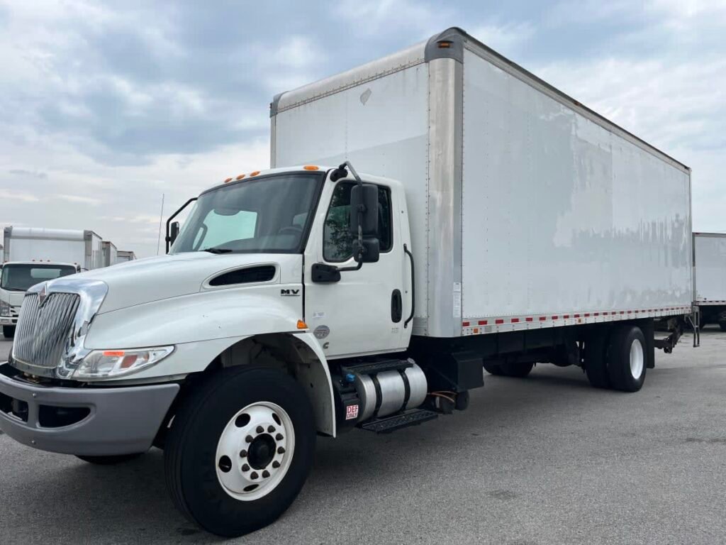 2019 International MV Box Truck
