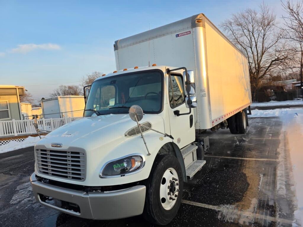 2019 Freightliner M2 106 26 ft Box Truck