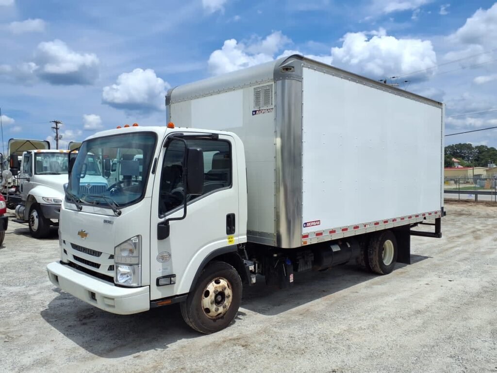 2022 Chevrolet LCF 4500HD 16 ft Box Truck