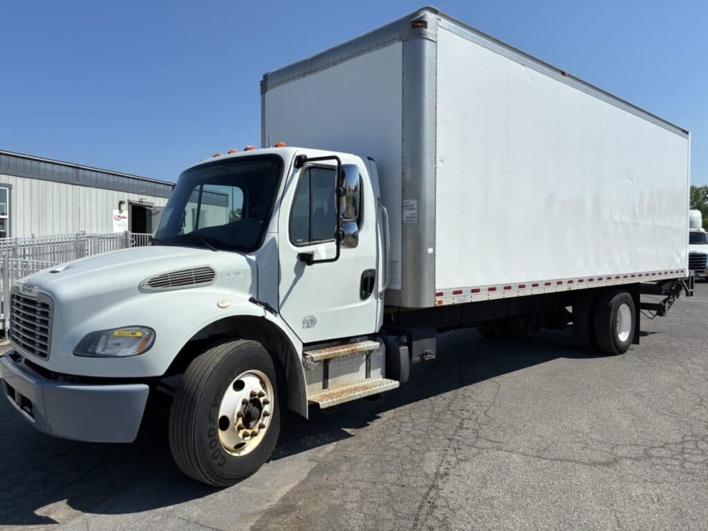 2018 Freightliner M2 106 Box Truck