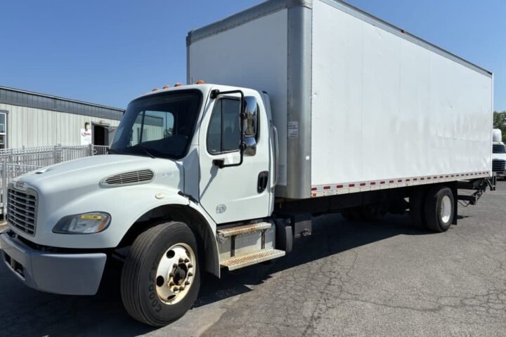 2018 Freightliner M2 106 Box Truck