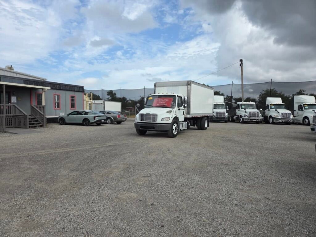 2019 Freightliner M2 106 18 ft Box Truck