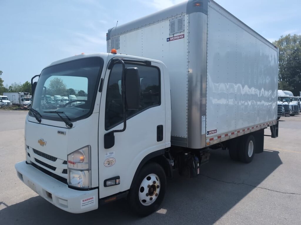 2020 Chevrolet LCF 4500HD 16 ft Box Truck