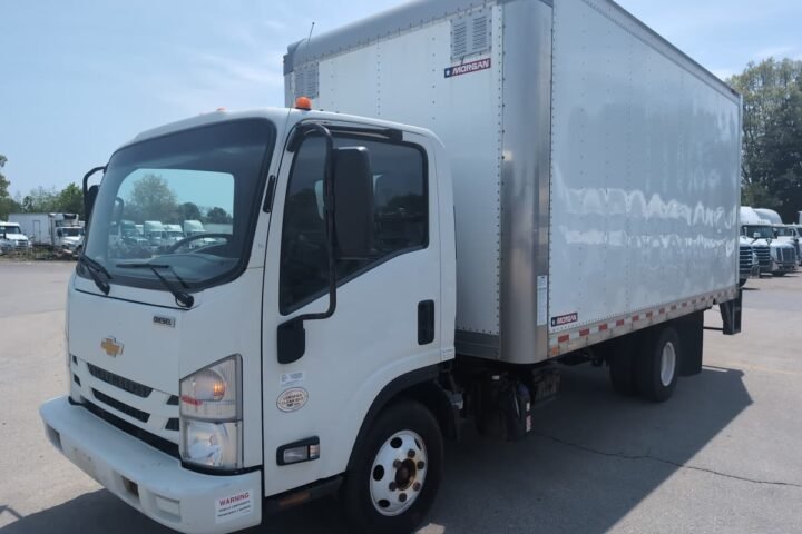 2020 Chevrolet LCF 4500HD 16 ft Box Truck
