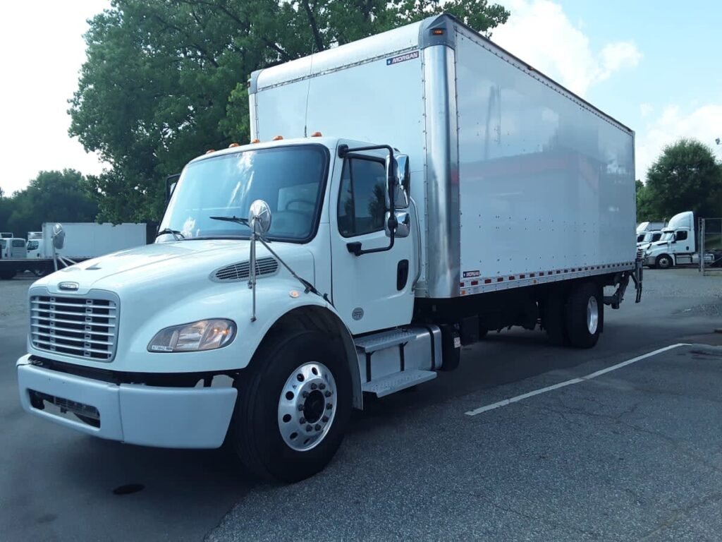 2019 Freightliner M2 106 24 ft Box Truck