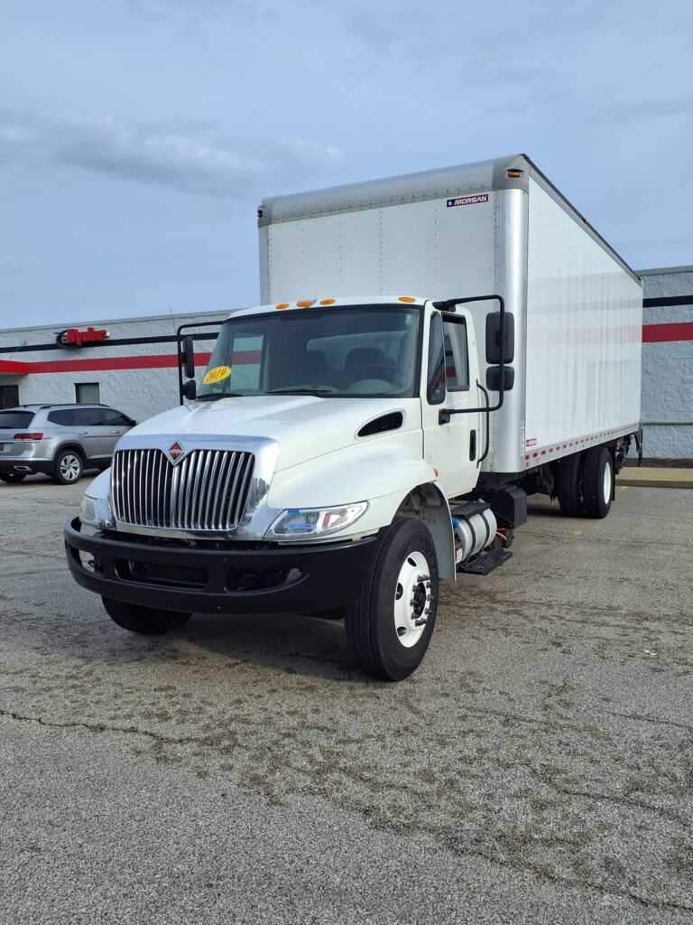 2019 International Durastar 4300 Box Truck