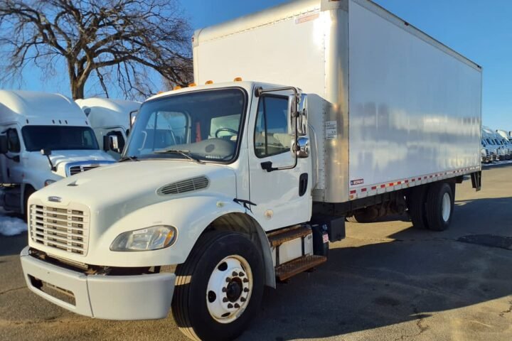 2018 Freightliner M2 106 Box Truck