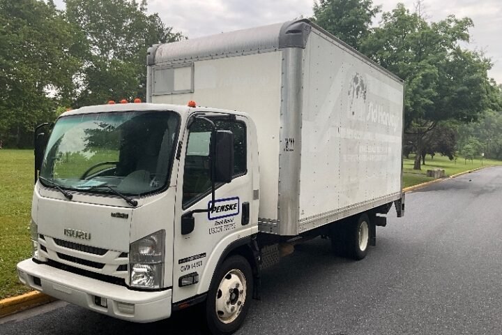 2021 Isuzu NPR-HD Box Truck