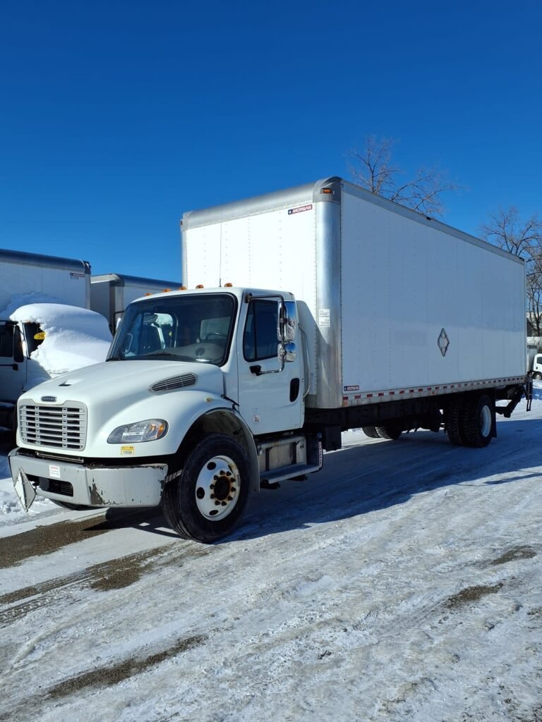 2018 Freightliner M2 106 26 ft Box Truck