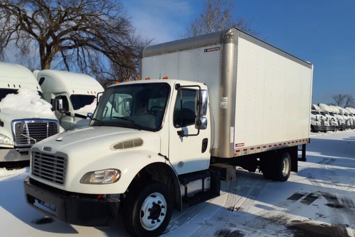 2021 Freightliner M2 106 16 ft Box Truck