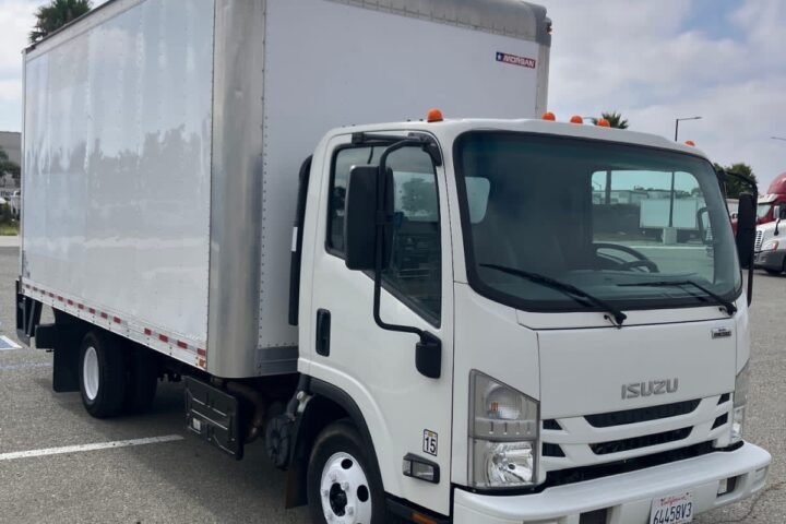 2018 Isuzu NPR-HD 16 ft Box Truck