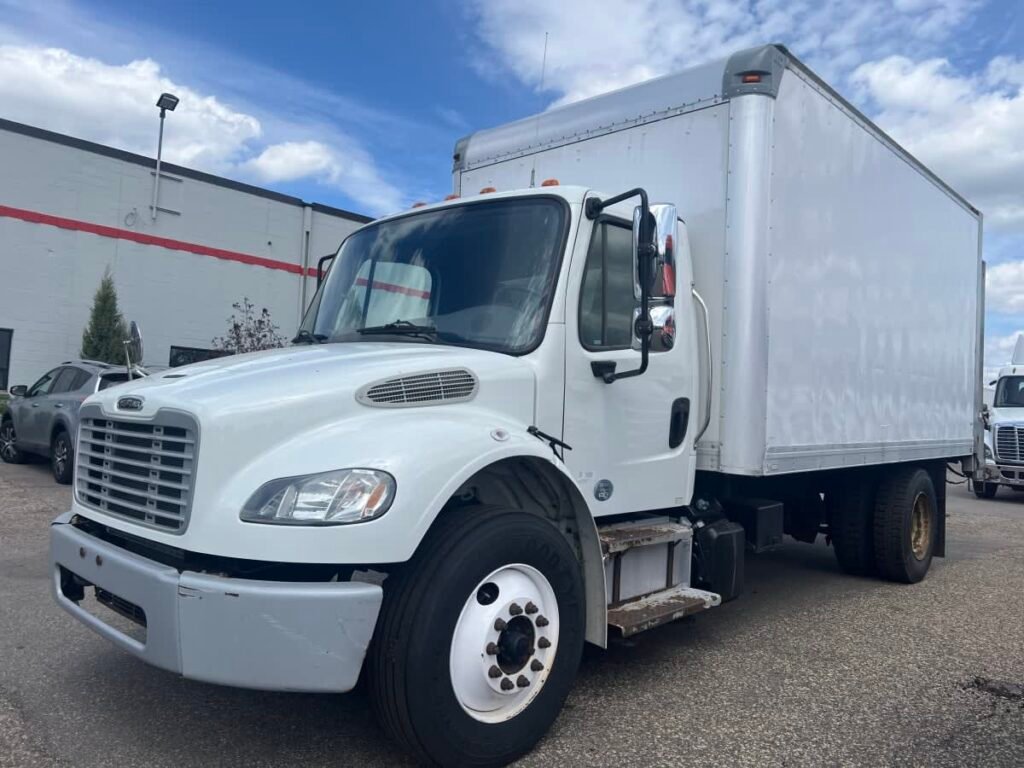 2016 Freightliner M2 106 16 ft Box Truck