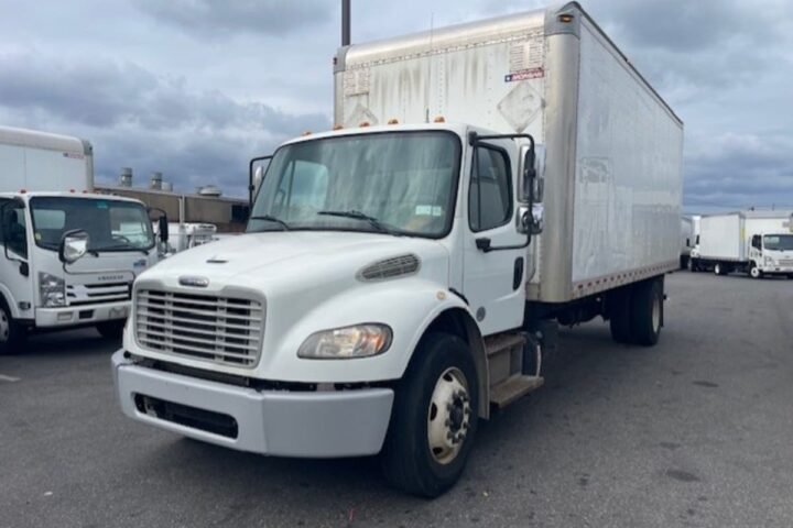 2019 Freightliner M2 106 22 ft Box Truck