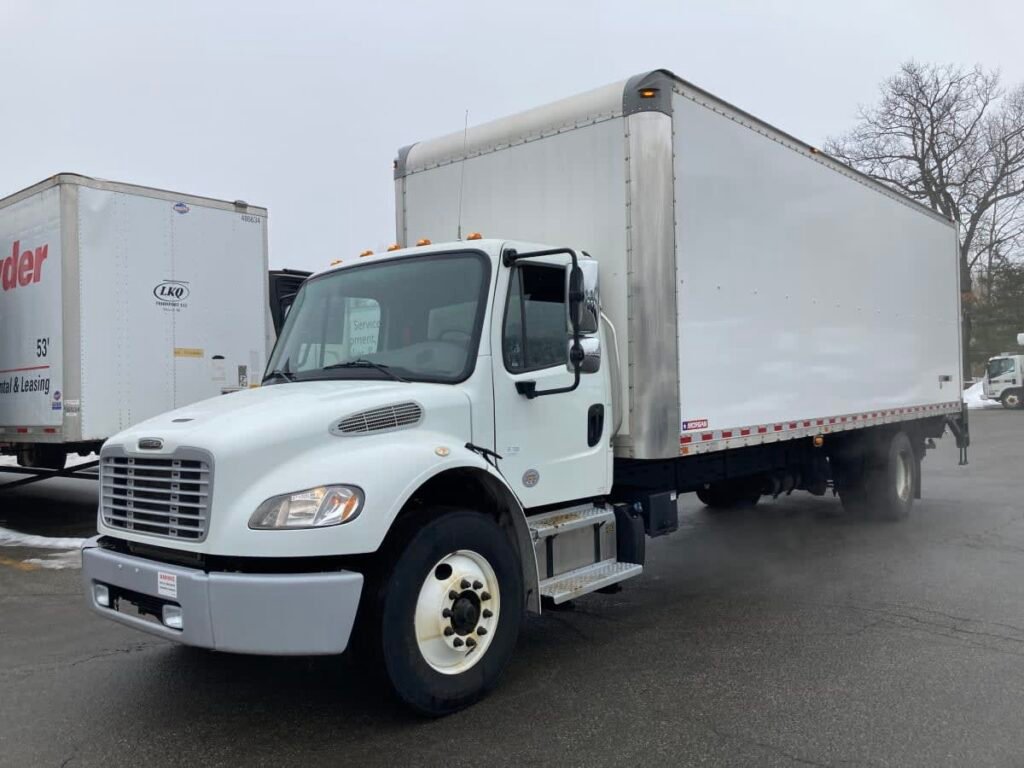 2019 Freightliner M2 106 26 ft Box Truck