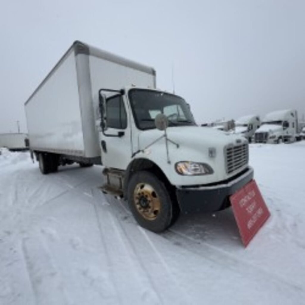 2023 Freightliner M2 106 26 ft Box Truck