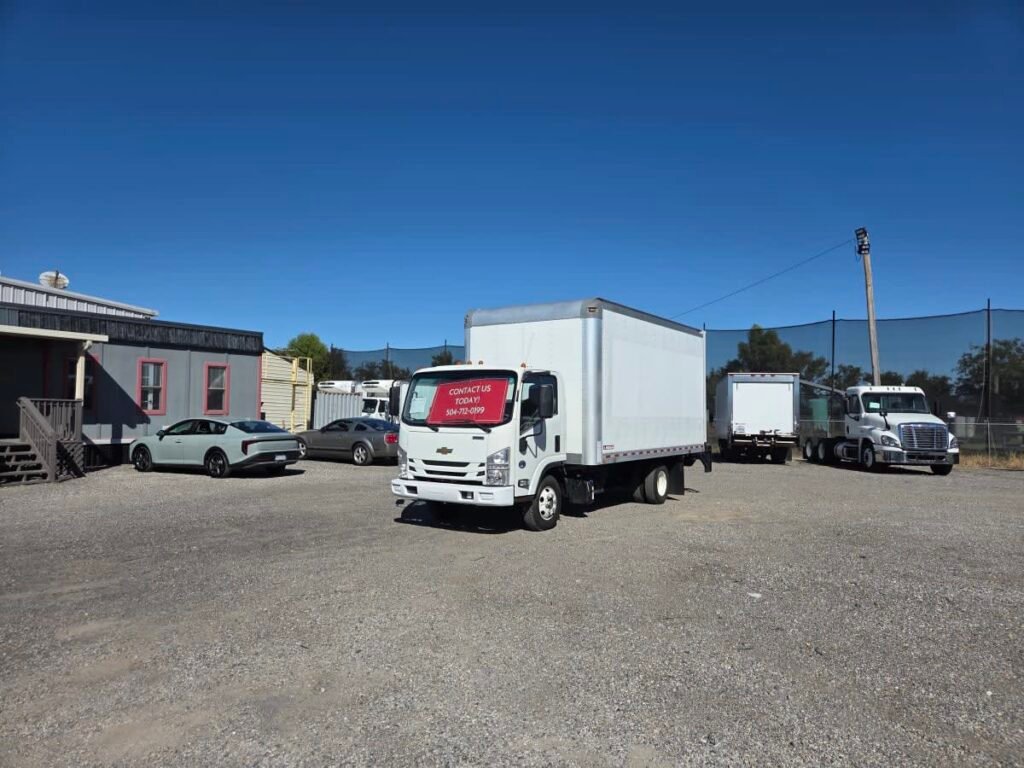 2020 Chevrolet LCF 4500HD 16 ft Box Truck