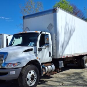 2020 International MV 24 ft Box Truck