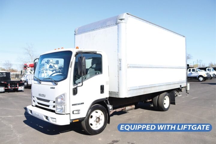 2017 Isuzu NPR HD Box Truck