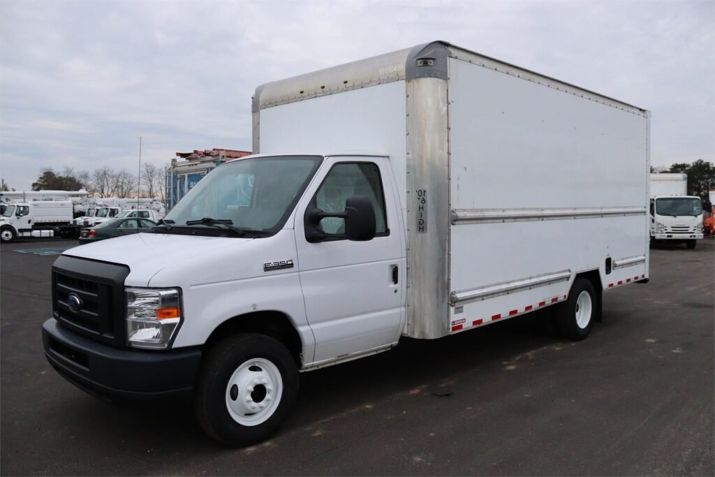 2018 Ford E350 SD 16 ft Box Truck – 124,873 mi