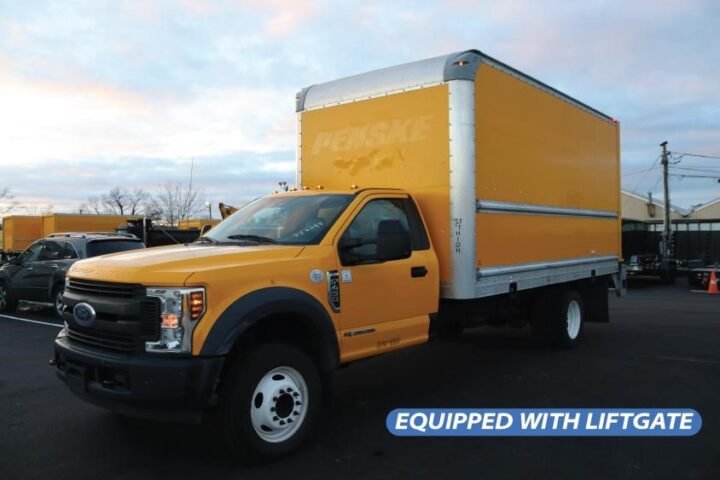 2018 Ford F450 XL 16 ft Box Truck